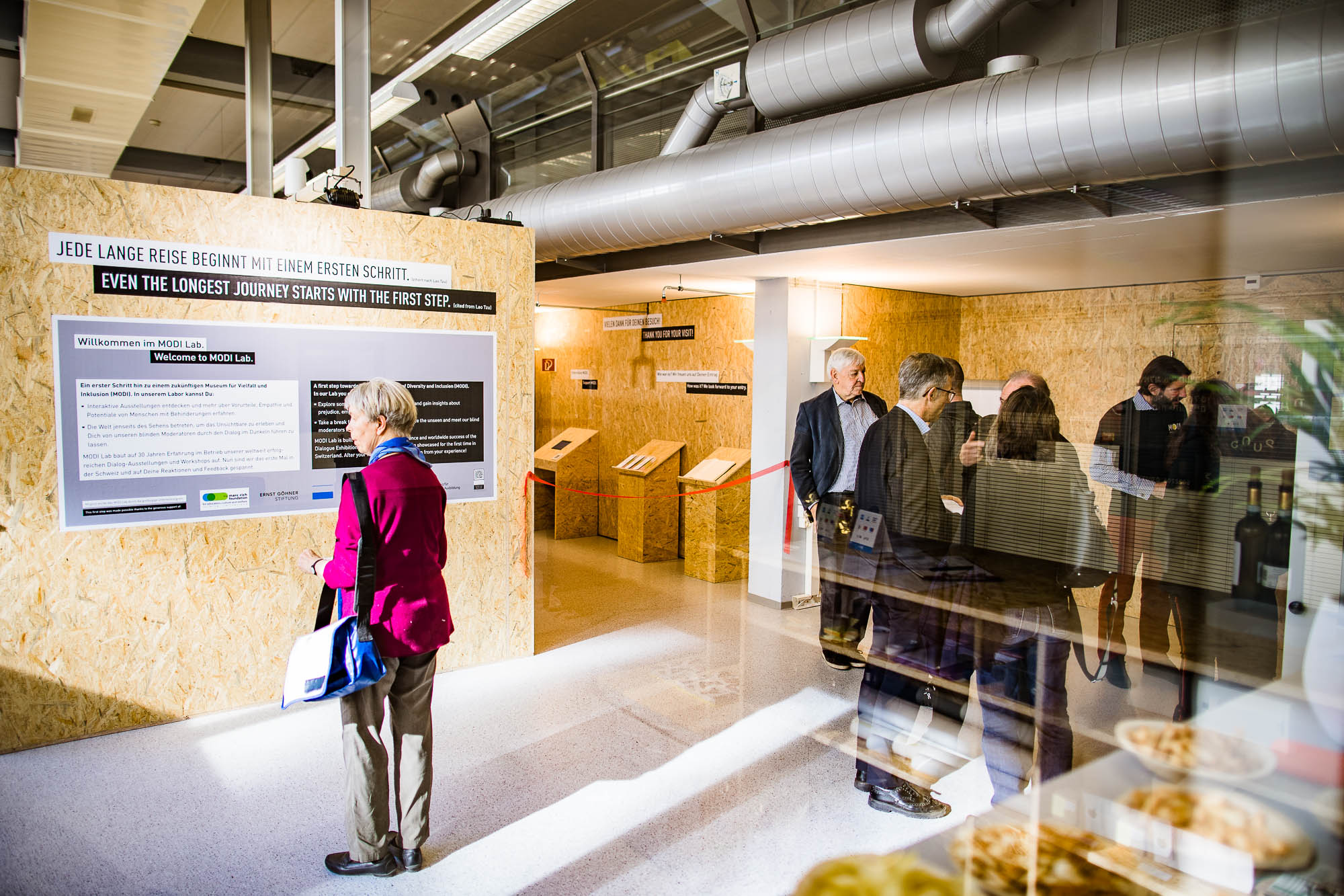 Export x3 1DX23024 Business 2020 Opening MOBI